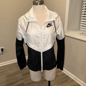 Nike Windbreaker Jacket